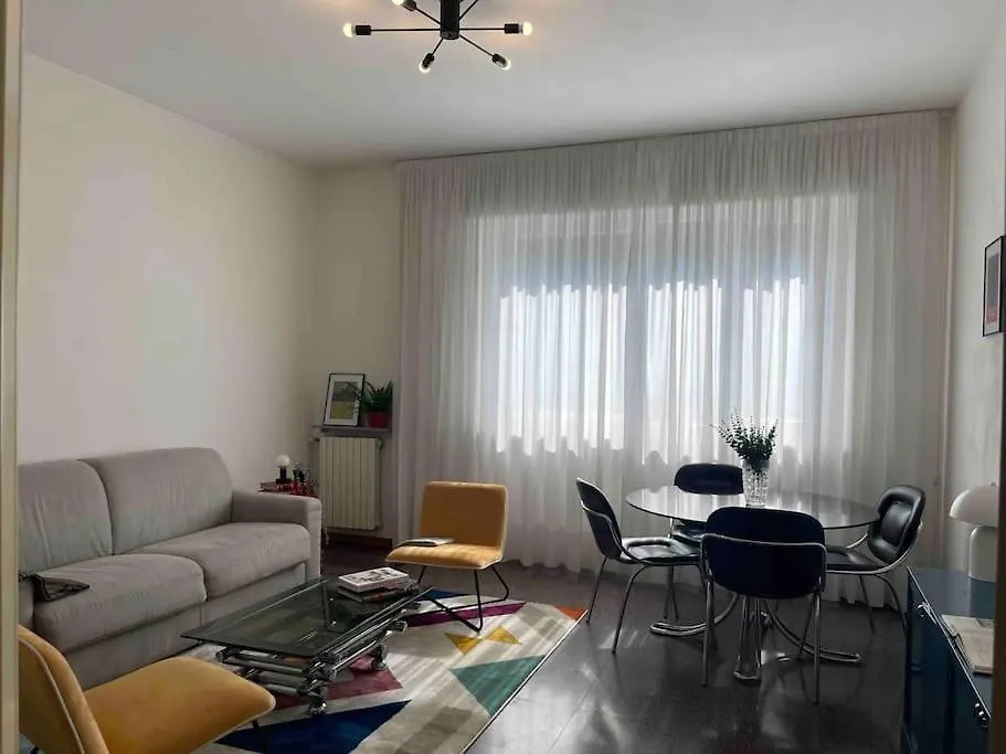 Artsy Flat With Shared Pool Apartamento Milão Itália